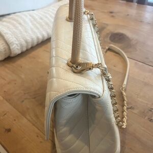 Chanel Creme-colored bag ~ Rarely USED in GREAT CONDITION